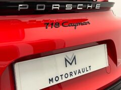 Thumbnail image: Porsche Cayman PDK 2020