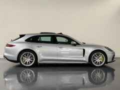 Thumbnail image: Porsche Panamera E-Hybrid Sport Tourismo