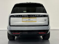 Thumbnail image: Range Rover HSE D300 (New Model)