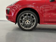 Thumbnail image: Porsche Cayenne 4.2 V8 SD