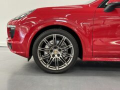 Thumbnail image: Porsche Cayenne 4.2 V8 SD