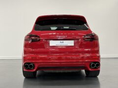 Thumbnail image: Porsche Cayenne 4.2 V8 SD