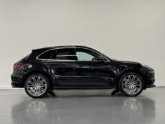 Thumbnail image: Porsche Macan 3.0i S