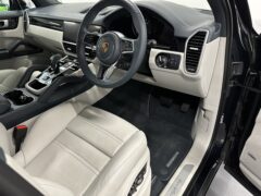 Thumbnail image: Porsche Cayenne 3.0 V6 E-Hybrid 17.9kWh Tiptronic S 4WD