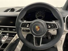 Thumbnail image: Porsche Cayenne 3.0 V6 E-Hybrid 17.9kWh Tiptronic S 4WD