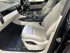 Thumbnail image: Porsche Cayenne 3.0 V6 E-Hybrid 17.9kWh Tiptronic S 4WD