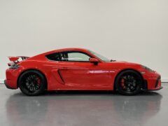 Thumbnail image: Porsche GT4 Clubsport Manual