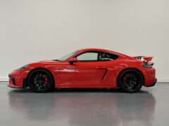 Thumbnail image: Porsche GT4 Clubsport Manual