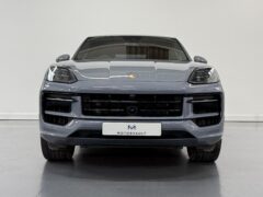 Thumbnail image: Porsche Cayenne Coupe E Hybrid  25.9 kWh