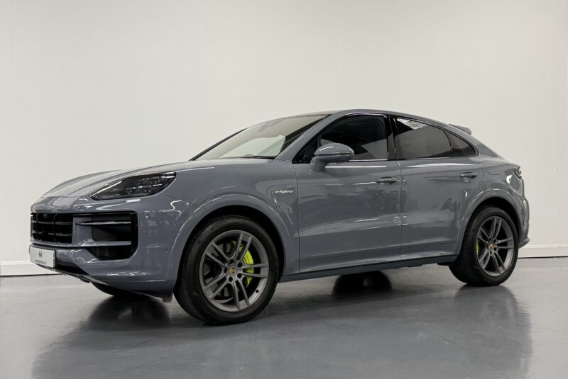 Porsche Cayenne Coupe E Hybrid  25.9 kWh - for sale at MotorVault