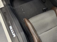 Thumbnail image: Porsche 911R