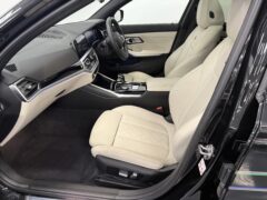 Thumbnail image: Alpina B3 Touring