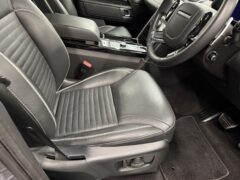 Thumbnail image: Land Rover Discovery 3.0 DV6 HSE Luxury