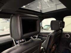 Thumbnail image: Land Rover Discovery 3.0 DV6 HSE Luxury