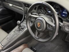 Thumbnail image: Porsche 911R