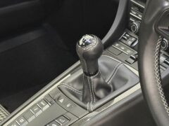 Thumbnail image: Porsche 911R