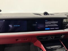 Thumbnail image: Porsche Cayenne 3.0 V6 E Hybrid 25.9 KwH