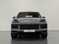 Thumbnail image: Porsche Cayenne 3.0 V6 E Hybrid 25.9 KwH