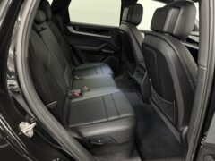 Thumbnail image: Porsche Cayenne S 4.0 V8