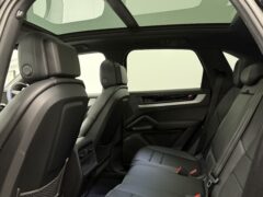 Thumbnail image: Porsche Cayenne S 4.0 V8