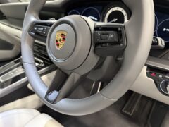 Thumbnail image: Porsche 992 Carrera 4S