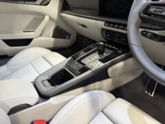 Thumbnail image: Porsche 992 Carrera 4S