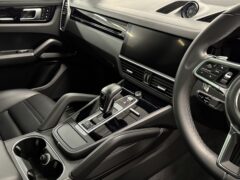 Thumbnail image: Porsche Cayenne 3.0 V6 SUV