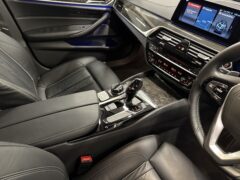 Thumbnail image: Alpina D5S AWD
