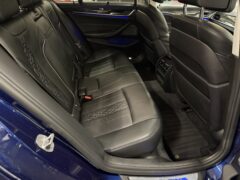 Thumbnail image: Alpina D5S AWD