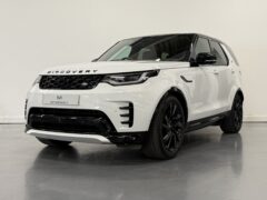 Thumbnail image: Land Rover Discovery 3.0 P360 HHEV Dynamic SE