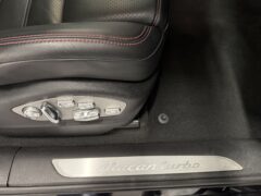 Thumbnail image: Porsche Macan Turbo