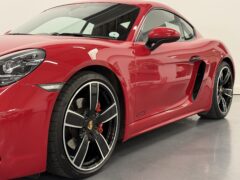 Thumbnail image: Porsche Cayman GTS PDK