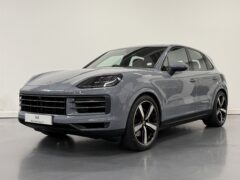 Thumbnail image: Porsche Cayenne 3.0 V6 E Hybrid 25.9 KwH