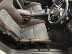 Thumbnail image: Porsche 911 R