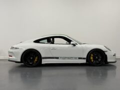 Thumbnail image: Porsche 911 R