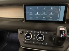 Thumbnail image: Land Rover Defender 90 D250 X-Dynamic SE