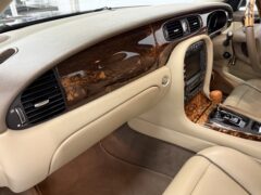Thumbnail image: Jaguar Soverign 4.2 V8