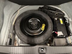 Thumbnail image: Jaguar Soverign 4.2 V8