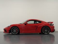 Thumbnail image: Porsche Cayman GT4 PDK