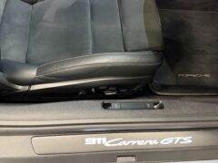 Thumbnail image: Porsche 992 GTS PDK