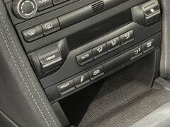 Thumbnail image: Porsche 911 997.2 Carrera Manual