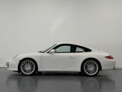 Thumbnail image: Porsche 911 997.2 Carrera Manual